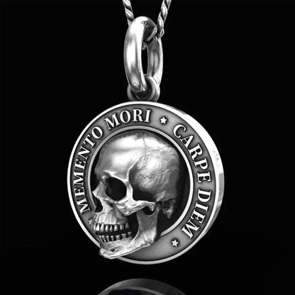 Dashing Skull Necklace™ | Halsband med dödskalle i titanstål