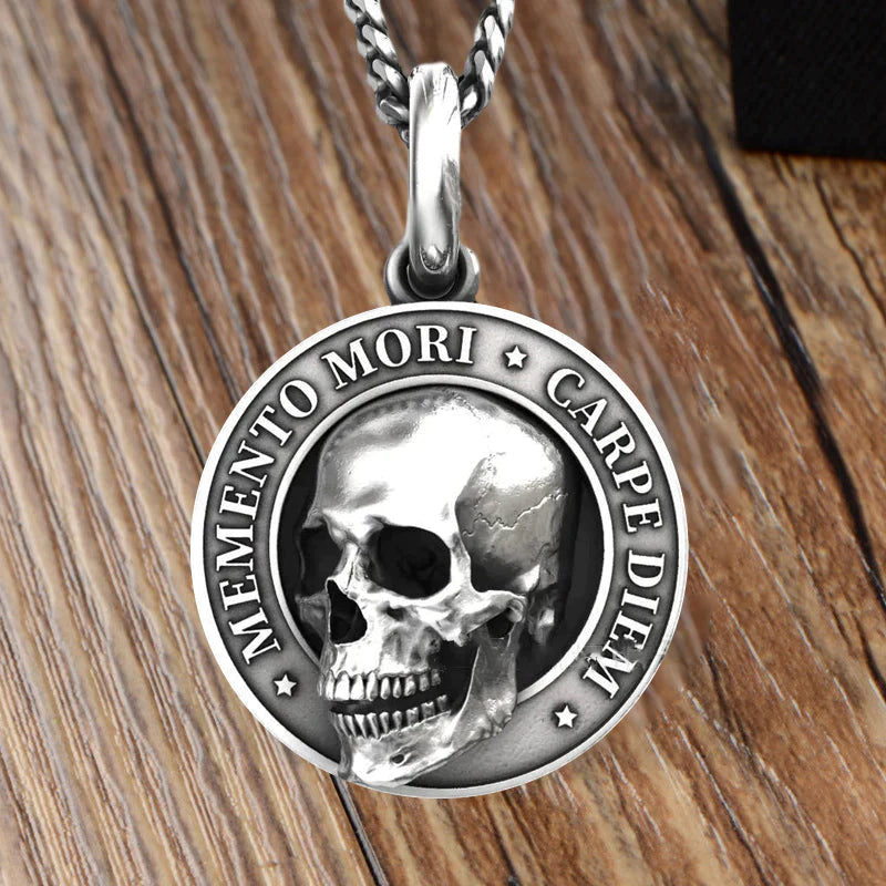 Dashing Skull Necklace™ | Halsband med dödskalle i titanstål